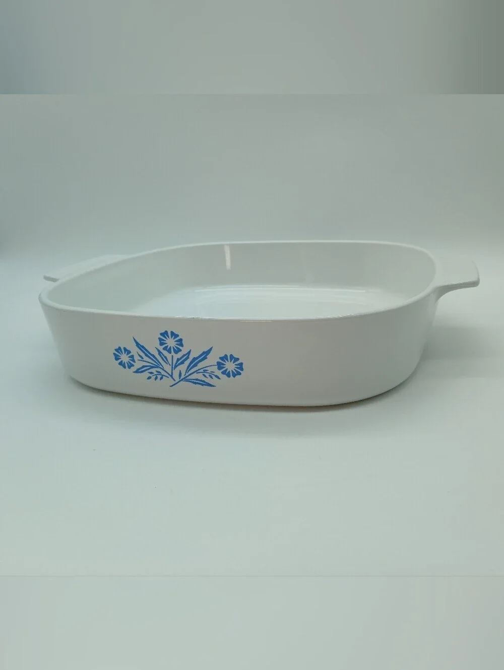 CorningWare Casserole Dish Blue Cornflower Pattern 2.5 Qt